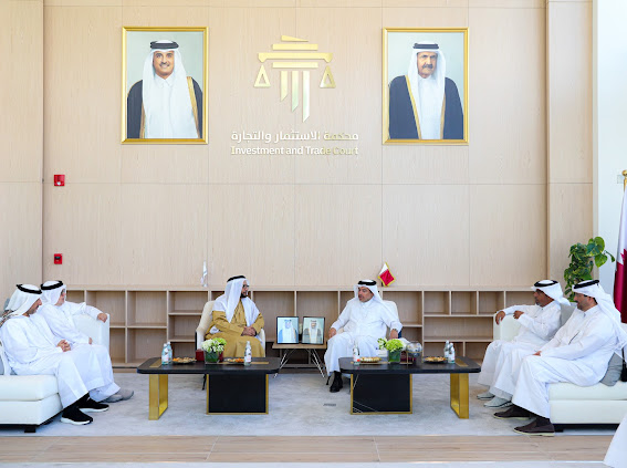 زيارة الوفد القضائي الأماراتي لمحكمة الأستثمار والتجارة