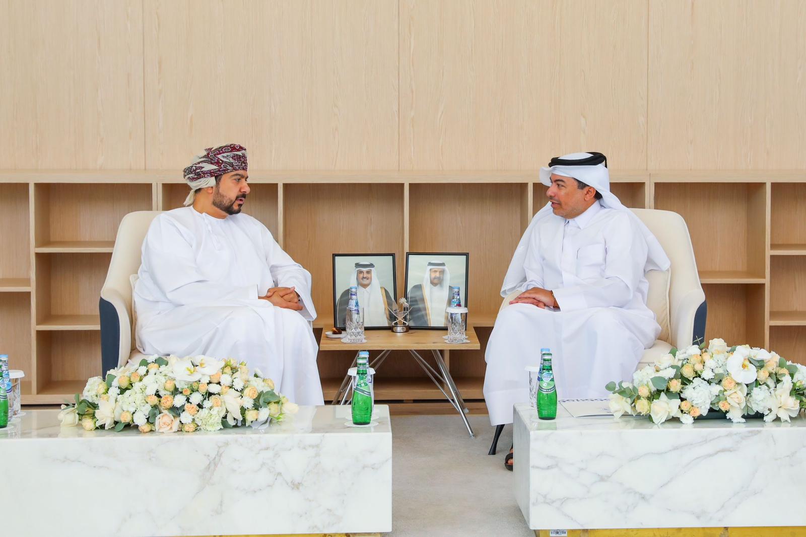 رئيس محكمة الاستثمار والتجارة يستقبل وزير التجارة والصناعة العُماني